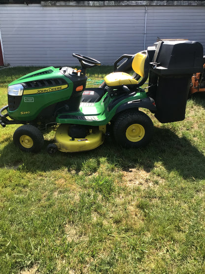John Deere S240